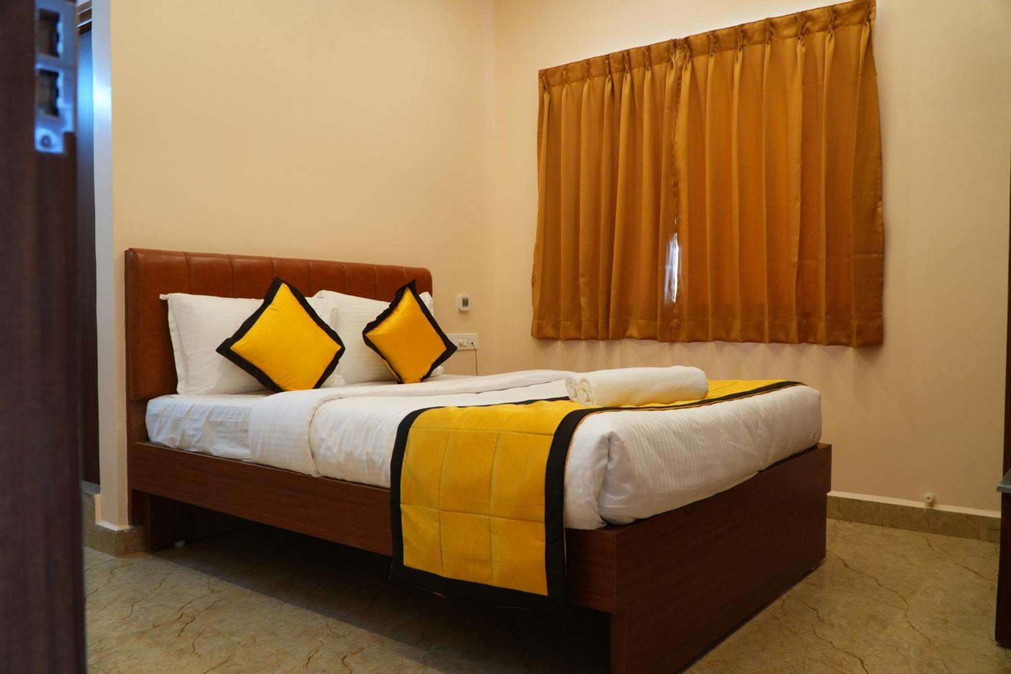 Uj Pallazzio - Business Class Luxury Hotel Tiruvannāmalai Zewnętrze zdjęcie